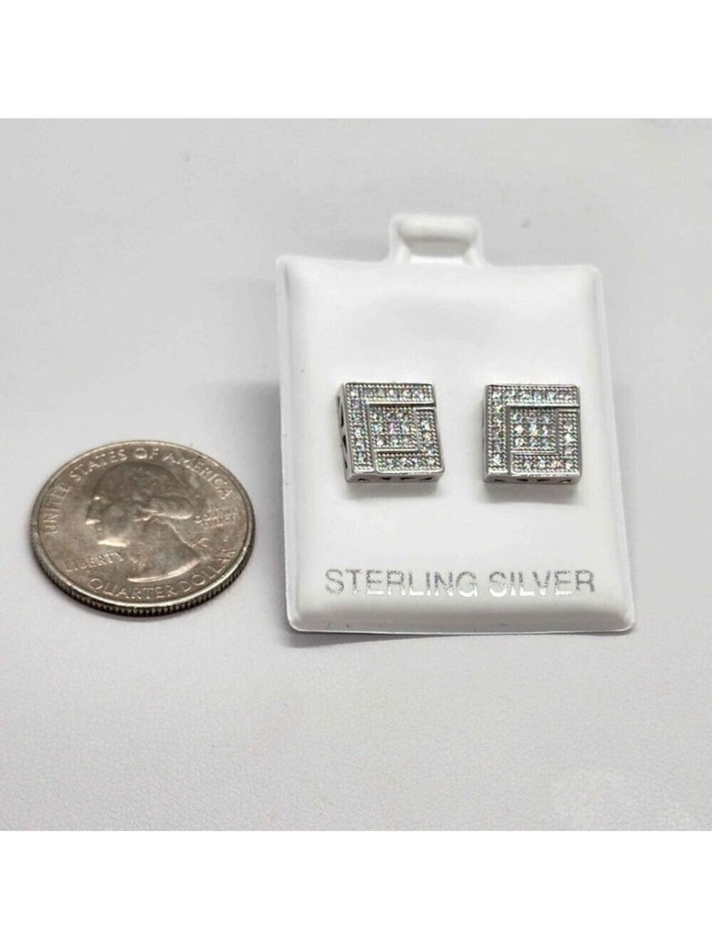 Brand New   Sterling Silver 925 Square  Design Earrings